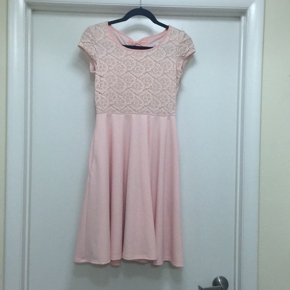 Pink dress - Picture 2 of 3